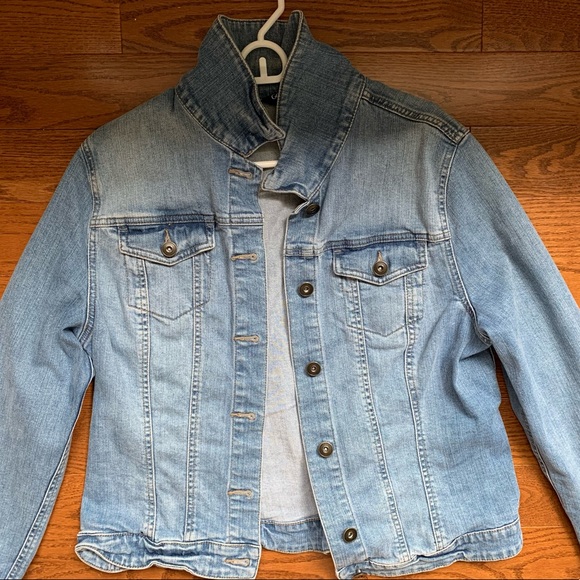 Abstract face design jean jacket - Picture 2 of 2